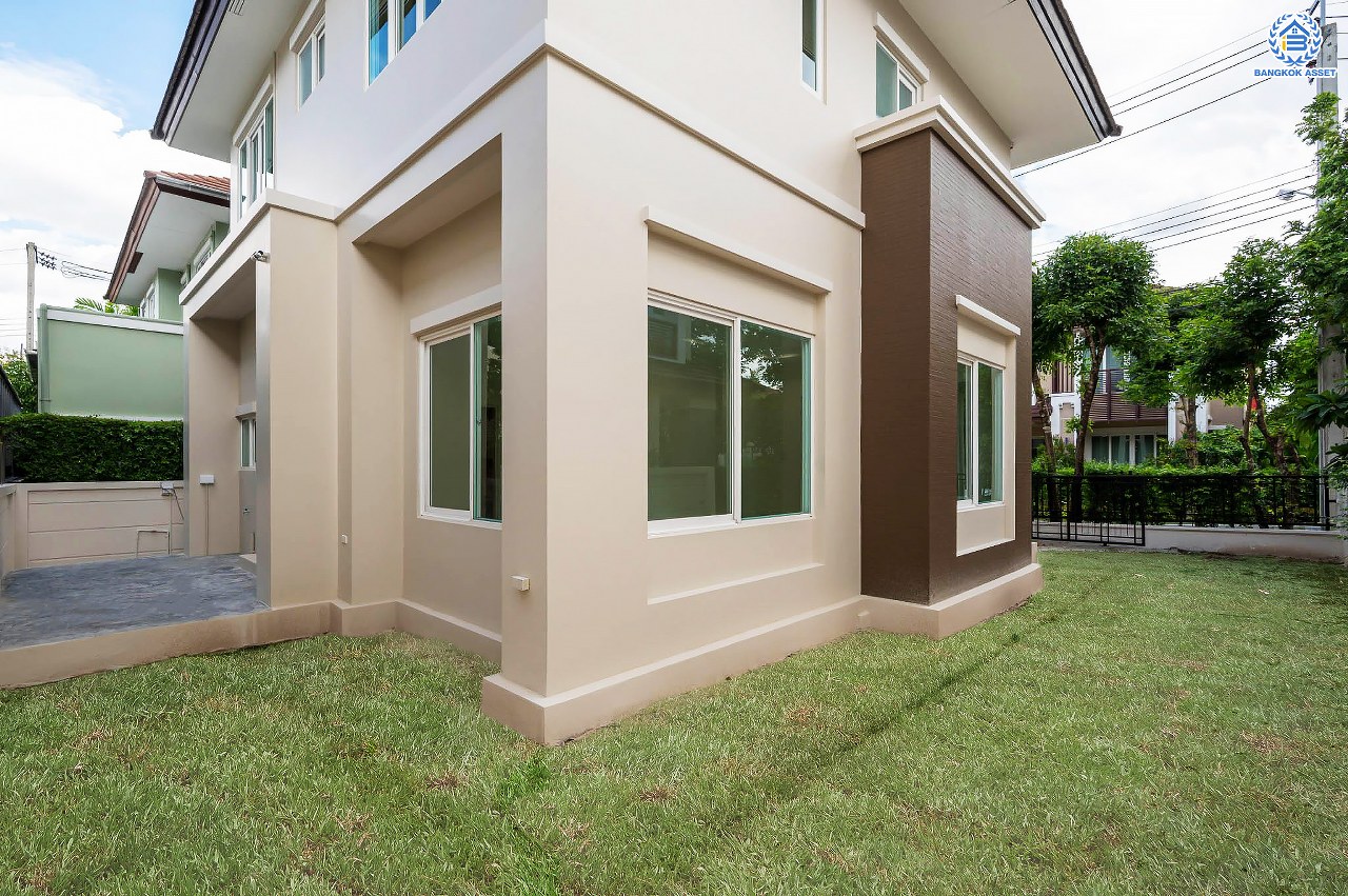 บ้านมือสองตกแต่งใหม่ โครงการ เดอะซิตี้2 พระราม5-ราชพฤกษ์ เนื้อที่ 62.5 ตร.ว. ดีไซน์ตอบทุกไลฟ์สไตล์ ฟังก์ชัน 3 ห้องนอน 3 ห้องน้ำ จอดรถได้ 2 คัน บนทำเลติดถนนใหญ่ เชื่อมต่อทุกเส้นทาง ใกล้จุดขึ้นทางด่วน "ศรีรัช" รายล้อมด้วยสิ่งอำนวยความสะดวกมากมาย